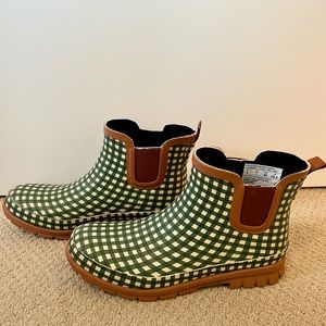 Eddie Bauer Green Gingham Rainboots